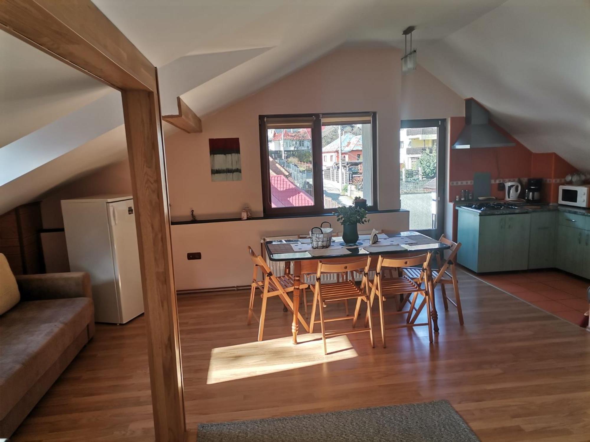 Zoso Home Buşteni Екстериор снимка