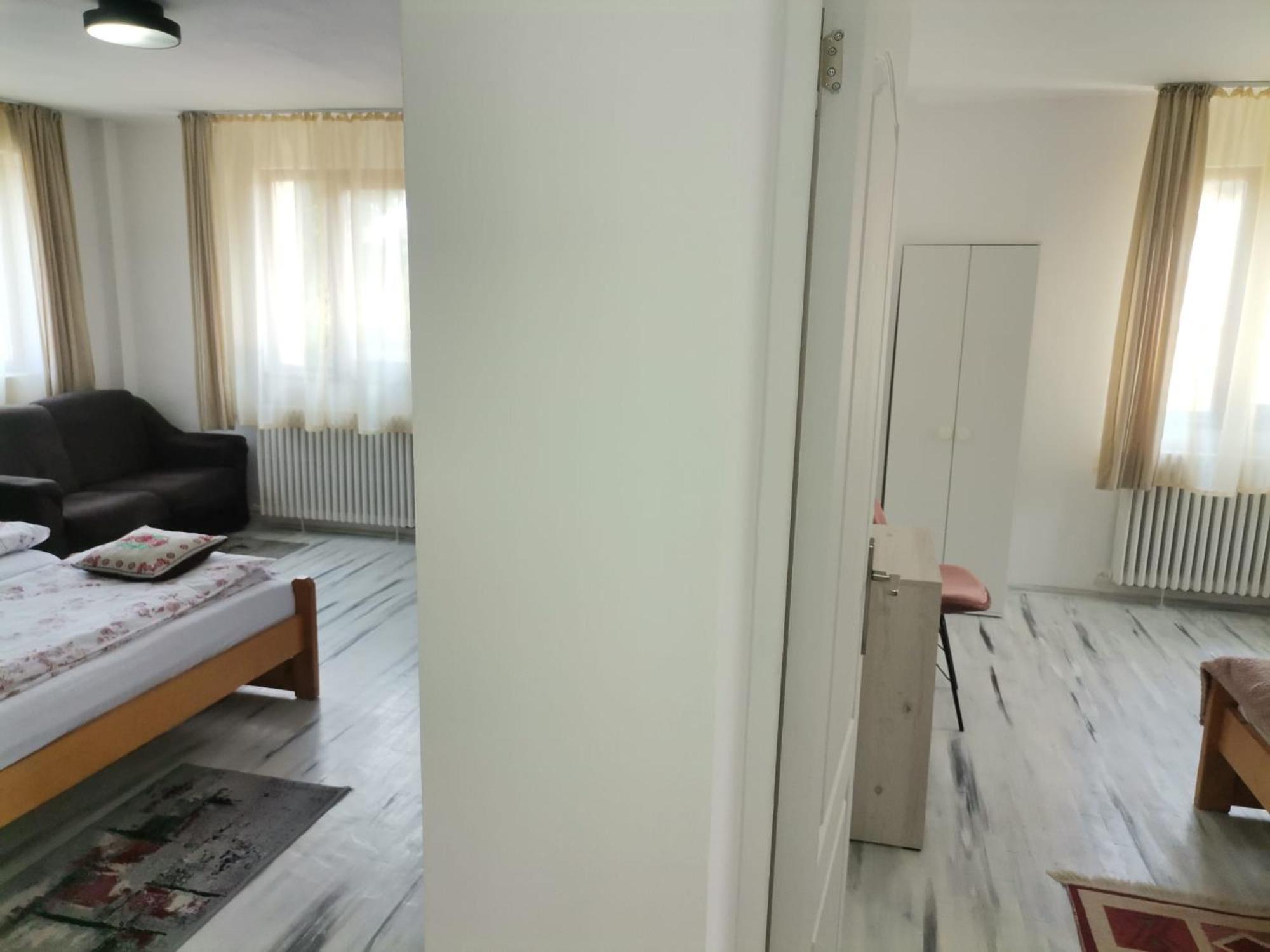 Zoso Home Buşteni Екстериор снимка