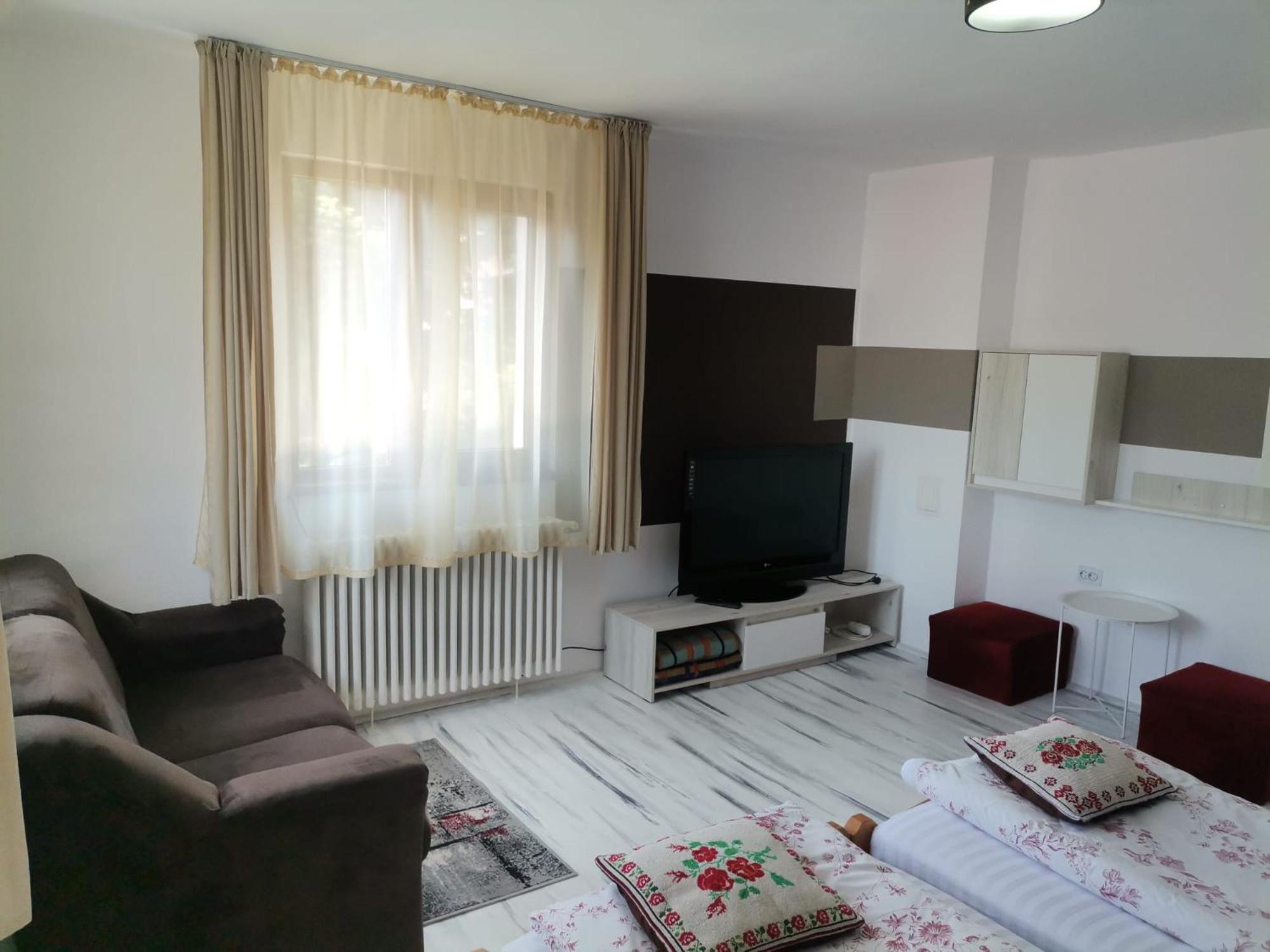Zoso Home Buşteni Екстериор снимка